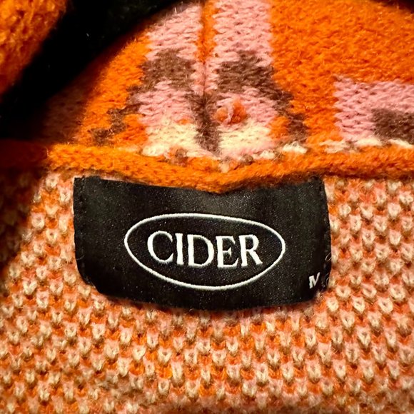 Boho Sweater With Tassels - Picture 4 of 4